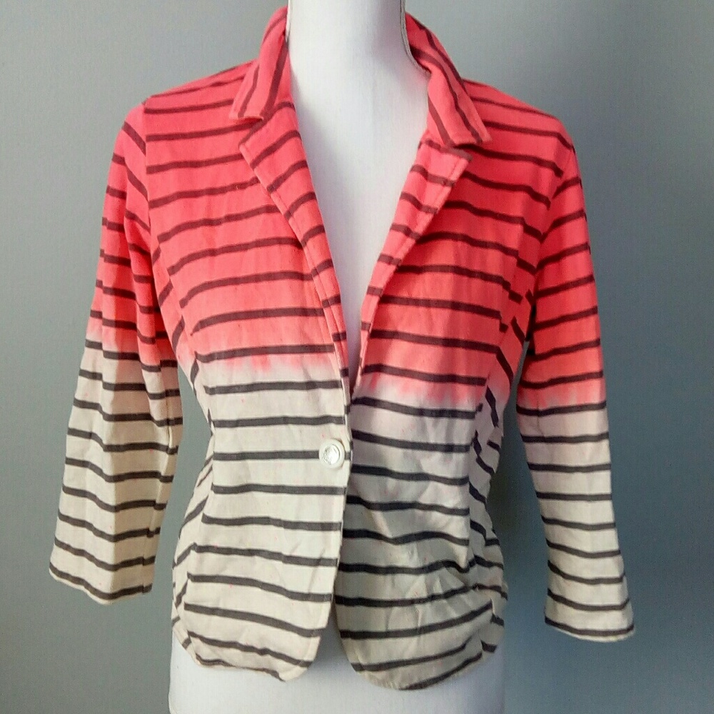 2/$30 NWOT Cropped jacket
